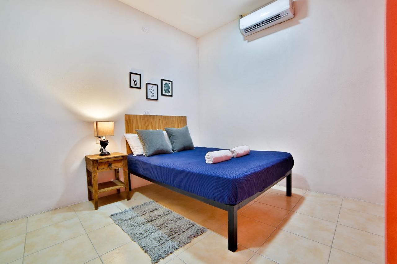 Hostal Ten To Ten Пуерто Валярта Екстериор снимка